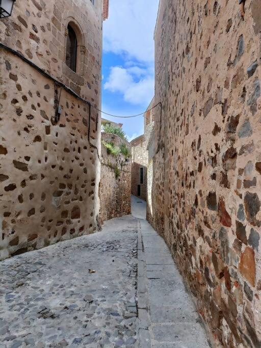 Casa Aguila Casco Antiguo Patio Privado Apartment Caceres Exterior photo