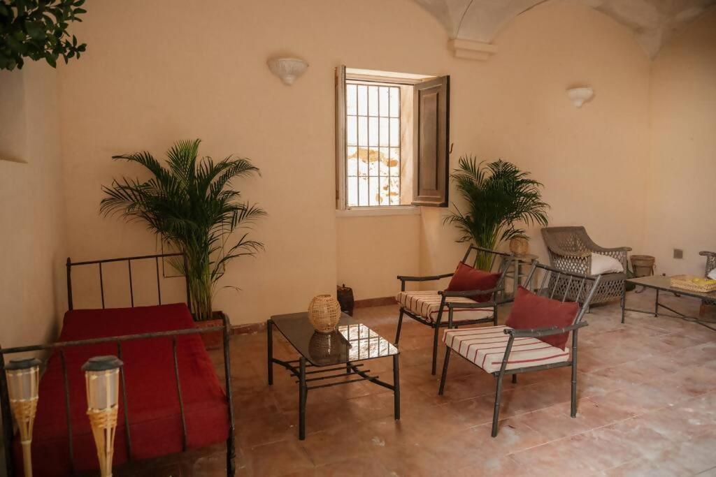 Casa Aguila Casco Antiguo Patio Privado Apartment Caceres Exterior photo
